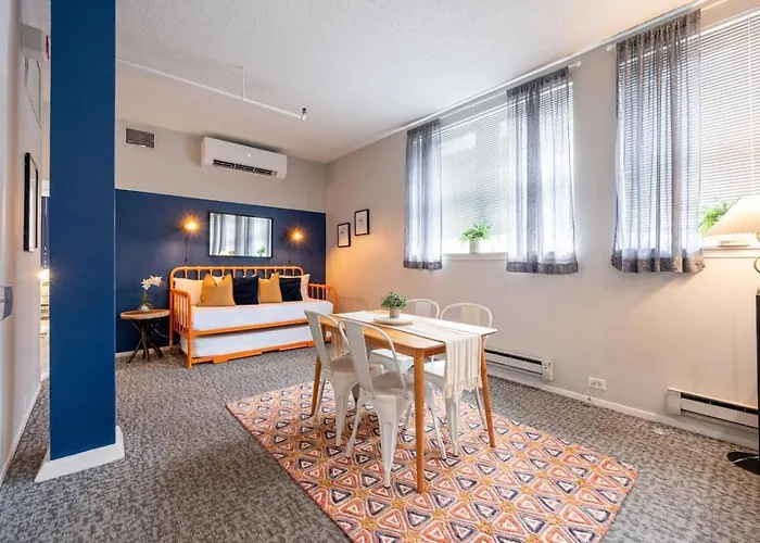Sleep 14 Downtown, Vintage 5bd-2ba Gym & Patio Apartamento Chicago