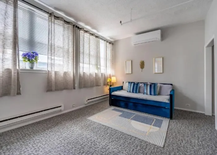 Apartamento Sleep 14 Downtown, Vintage 5bd-2ba Gym & Patio