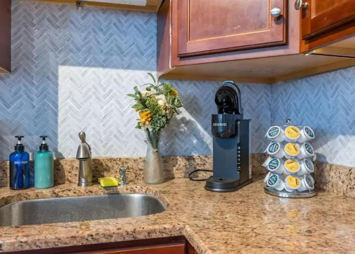 Apartamento Sleep 14 Downtown, Vintage 5bd-2ba Gym & Patio