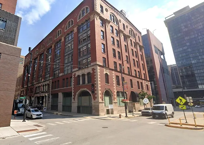 Apartamento Sleep 14 Downtown, Vintage 5bd-2ba Gym & Patio *
